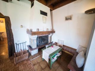Apartment in Darney with Meadow Views - Dombasle-devant-Darney - 4