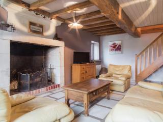 Elegant Farmhouse in Bruères - 2