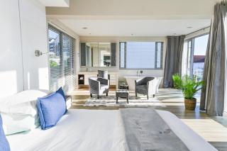 GND Properties Luxury Holiday Home - Summerstrand - 5