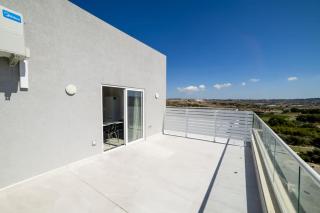 Peaceful Penthouse with Country Views - by HostMT - 9