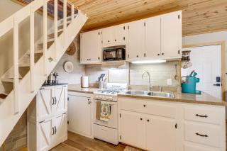 Pet-Friendly Mtn Retreat with Yard in Blairsville! - 1