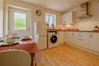 Pink Puffin Cottage - 2