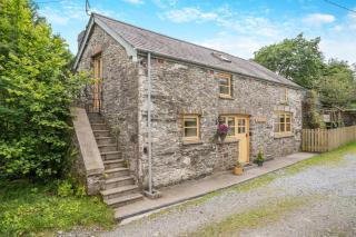 The Old Cart House - Crugybar - 1