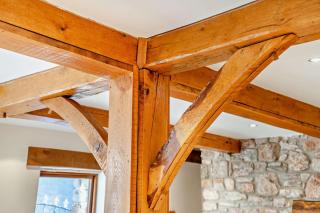 The Old Barn - Nottage - 4
