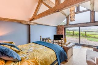 The Old Cow House - - 8