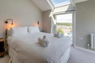 The Views - Mumbles - The Mumbles - 6