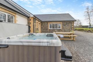 Maes Y Barcud - Capel Bangor - 9