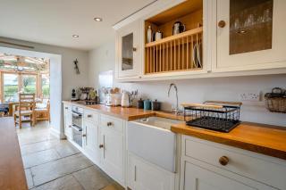 Wood Farm Barn - Brecon - 4