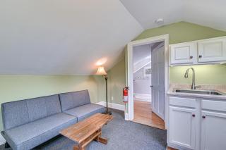 Quaint and Charming Cherry Valley Escape! - 5