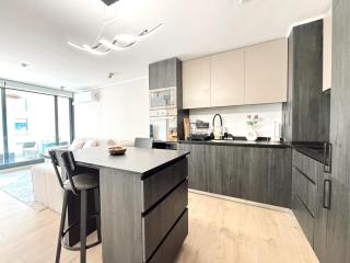Apartamento Nuevo y amplio, Metro Manquehue, Zona de Trabajo y Shopping - 7
