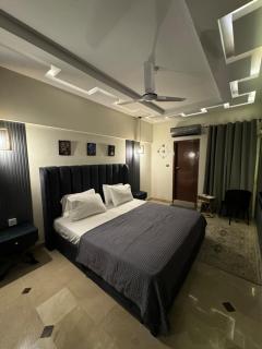 Harmony Haven 2 Cozy 1 BR Getaway with Ac Wifi Tv - Karatschi - 0