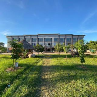 NOEK Hotel - - 2