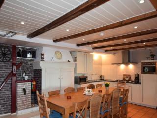 Farmhouse in Oosterwijk by River Linge - 4