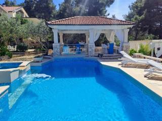 Villa Stone House Poplat - 9