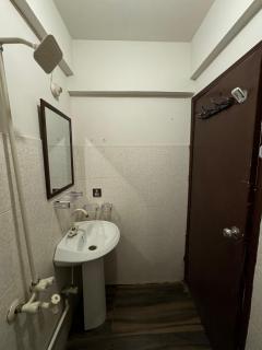 Harmony Haven 3 Cozy 1 BR Getaway with Ac Wifi Tv - Karatschi - 2