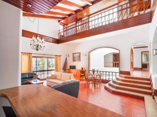 Villa in Vilamoura with Pool near Beach - 1