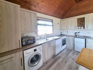Willow Plus 6 Hot Tub - Garton - 5