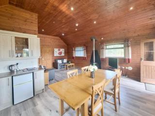 Willow Plus 6 Hot Tub - Garton - 6