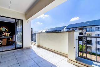 AlimamaSpaces Farais Whisken Apartment - Midrand - 3