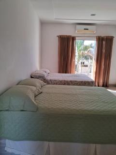 Suíte independente em condomínio privado - 0