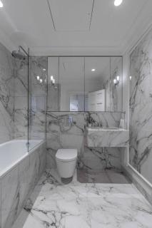 London Dock 2 Bed Luxury Modern Apartment - London - 3