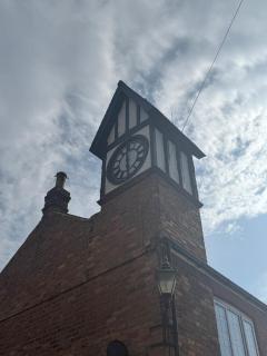 The Clock Tower Apartment - Scarborough - 2