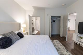 Modern King Suite Downtown Walkable Pool & Gym - Wilmington - 5