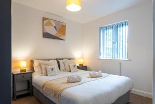 Contractors-2parking-5beds-2bath - Derby - 8