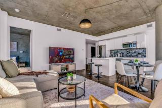 Summit Stay Luxe Skyline Views Pool Parking - Calgary - 7
