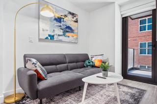Central River Luxe Gym - Calgary - 0