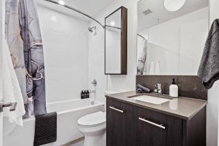 Central River Luxe Gym - Calgary - 1