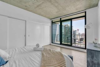 DT Sub Penthouse City Tower Views 2 Balconies - Calgary - 5