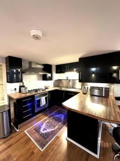 Stylish 2BR Central Edinburgh - Walk to Attraction - Édimbourg - 2