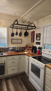Country Living on Country Way! - Smithville - 8
