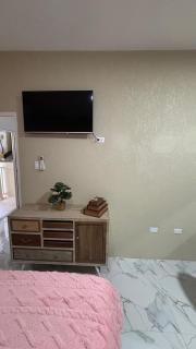 360 RokView Suites - 2
