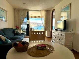 Topfloor 2 bedrooms frontline - 3