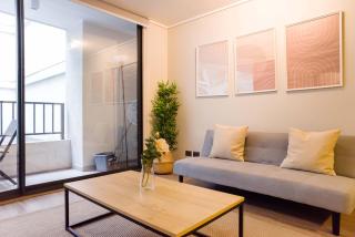 Cozy Apt in Downtown Santiago Perfect for 2 - 3