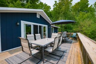Waterfront Deck and Dock Torch Lake Home! - 9