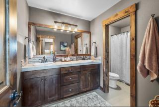 Brasada Getaway-> Privacy, Hot Tub & Theater Room! - Alfalfa - 5