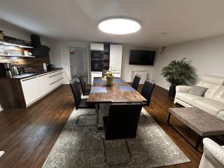 Ferienwohnung Souterrain im stielvollen Landhaus bei Hamburg - Rosengarten - 4