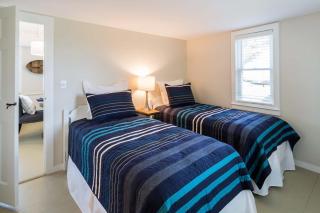 Charming Beachside Bungalow - 6