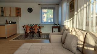 Sweet Old Town Flat - 5