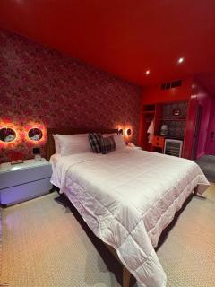 Hotel Hilo - Room 204 - 0