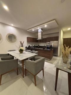 Hermoso Departamento en Lomas 3ra secc - 4