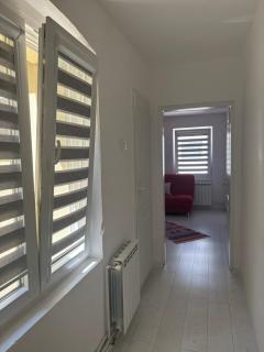 Red Apartment - Sarajevo - 4