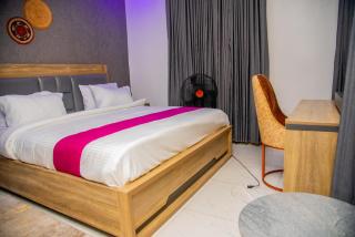 Naowa guest house - Abuja - 9
