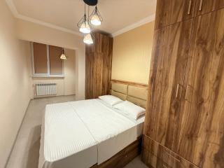 Modern Stylish Living, 1-Bedroom Nearby City Center - Yerevan - 4