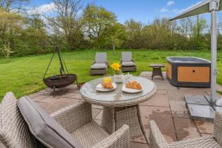 The Beehive - Bronllys - 3