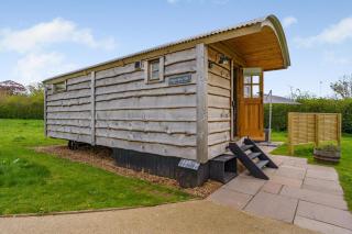 The Butterfly Hut - 8