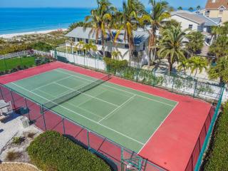 Reef Club 302 - 4